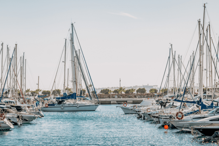 Puerto español - Puedo navegar con el PER fuera de España
