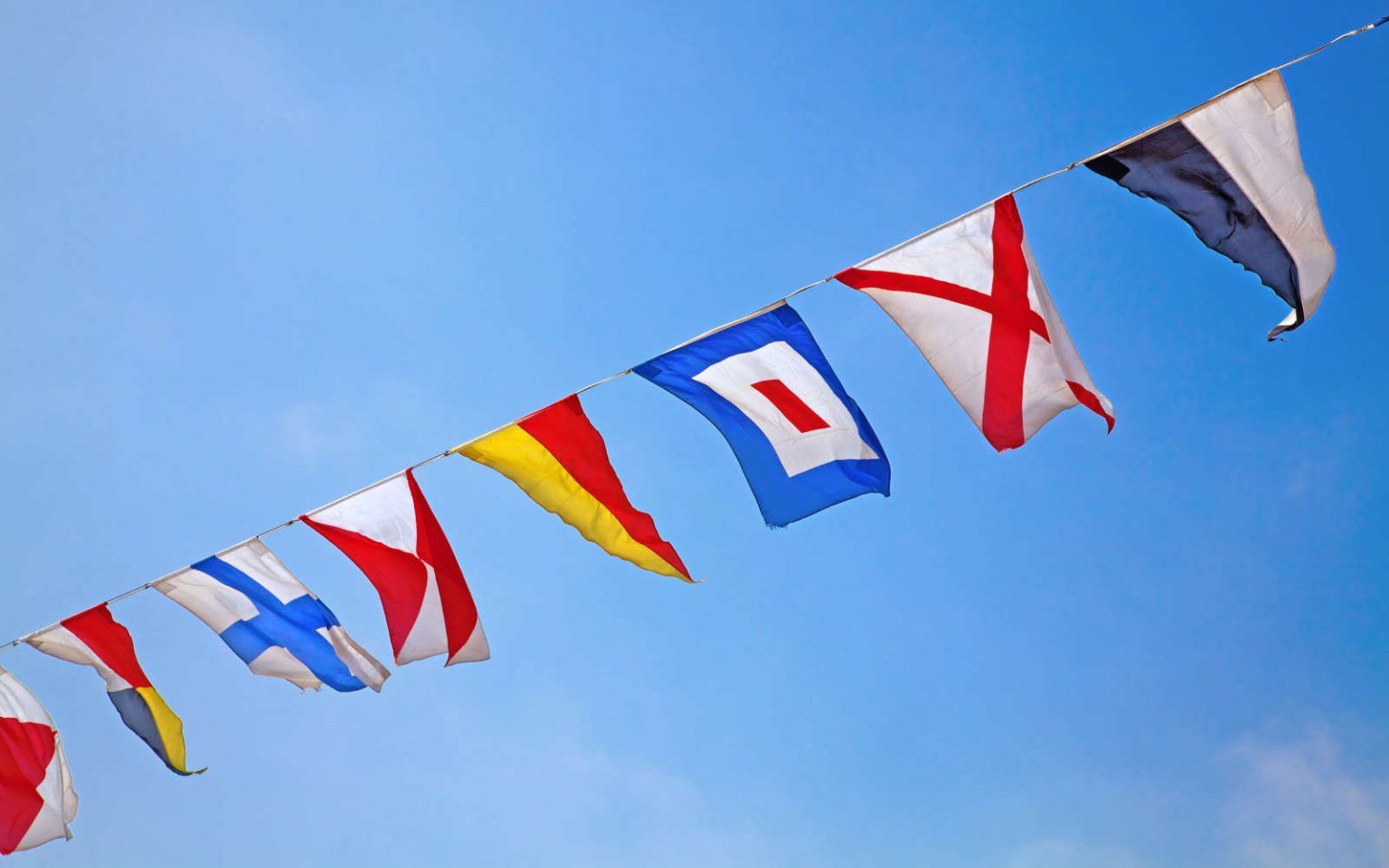 Banderas barcos: Principales significados y Usos